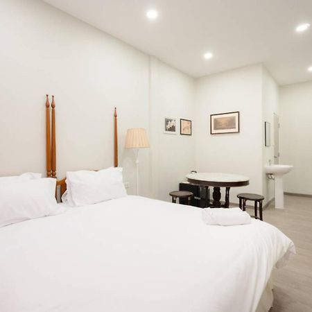 Hidden Dragon V Yaowarat Road Apartment Bangkok Exterior photo