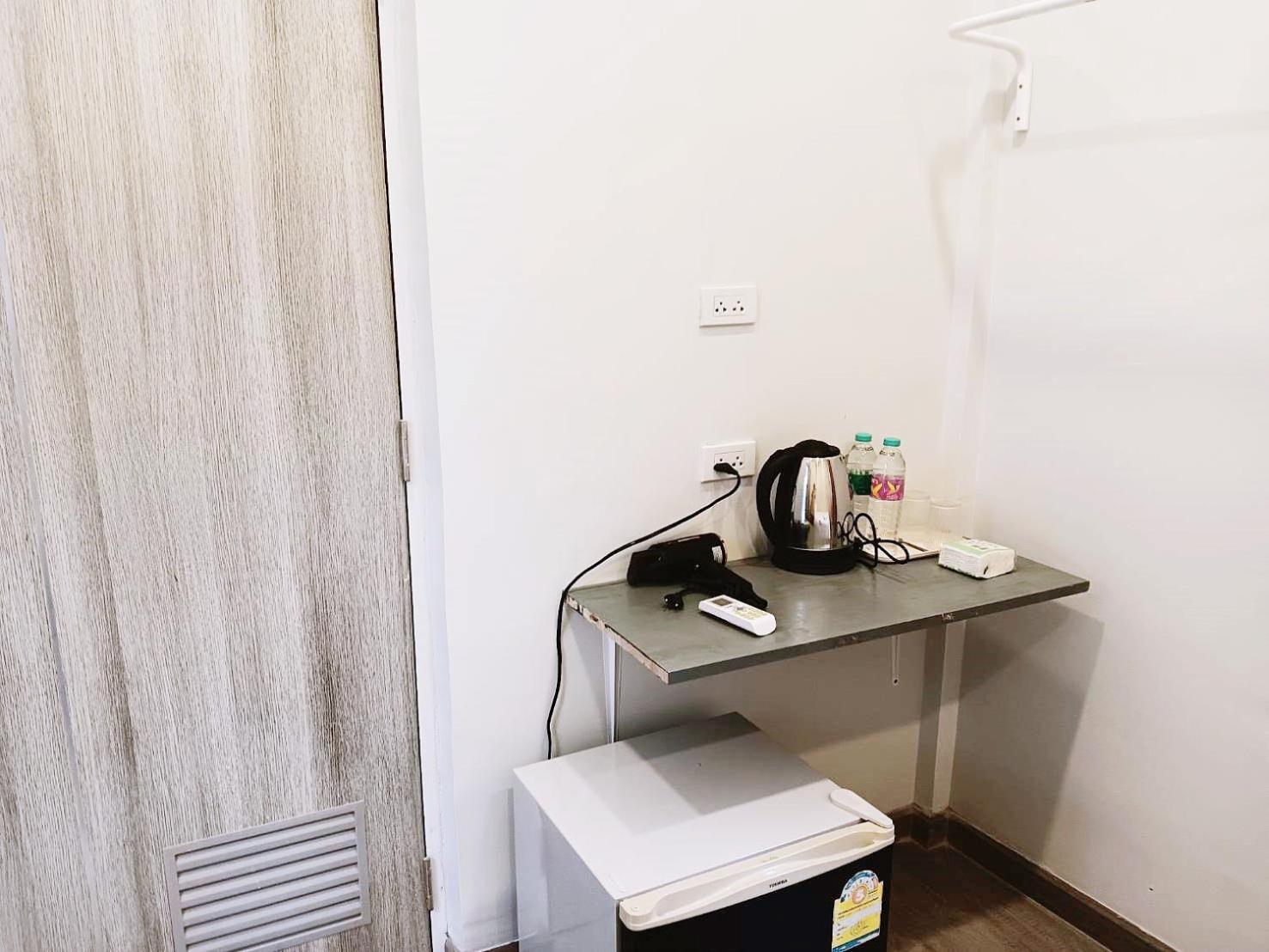 Hidden Dragon V Yaowarat Road Apartment Bangkok Exterior photo
