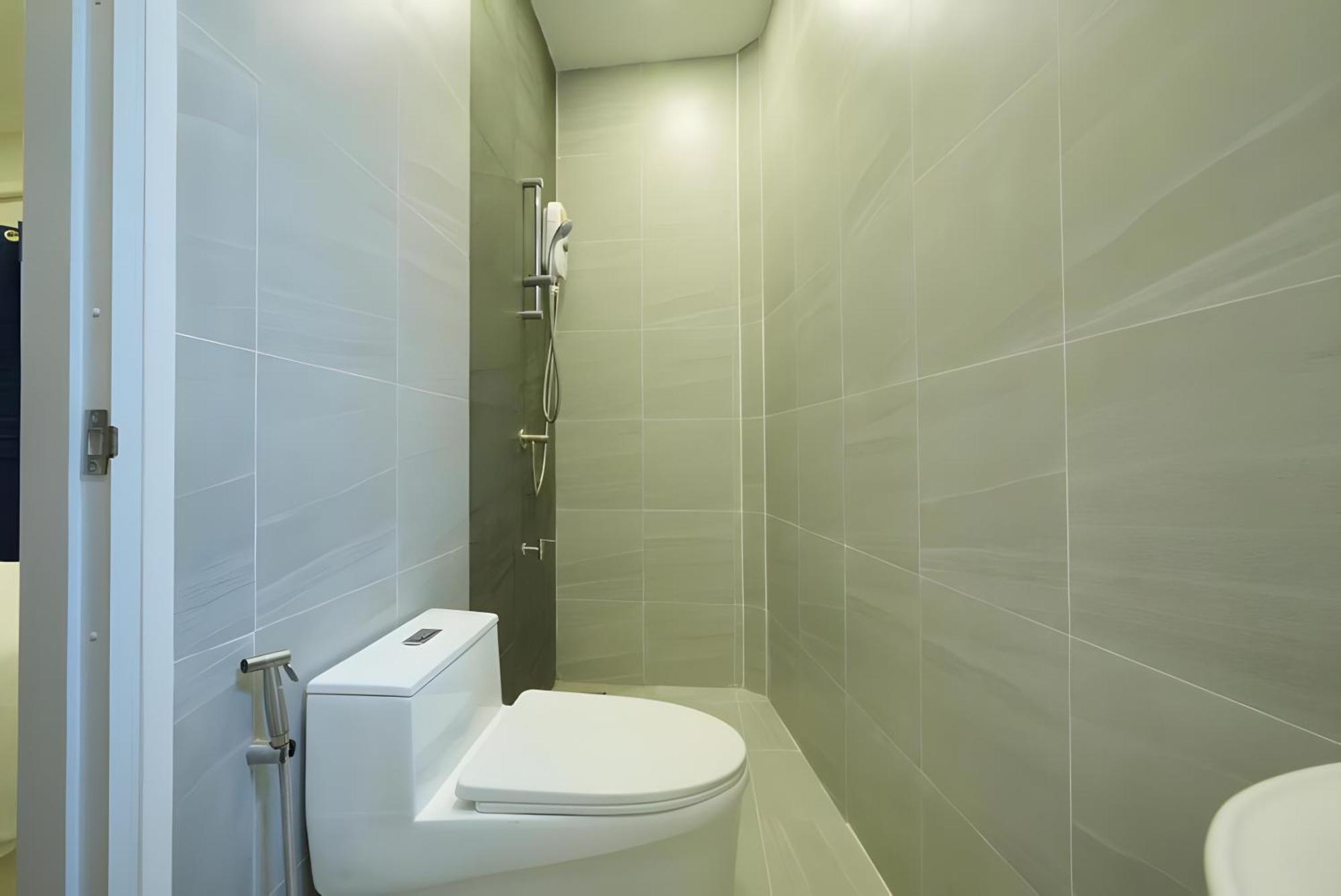 Hidden Dragon V Yaowarat Road Apartment Bangkok Exterior photo