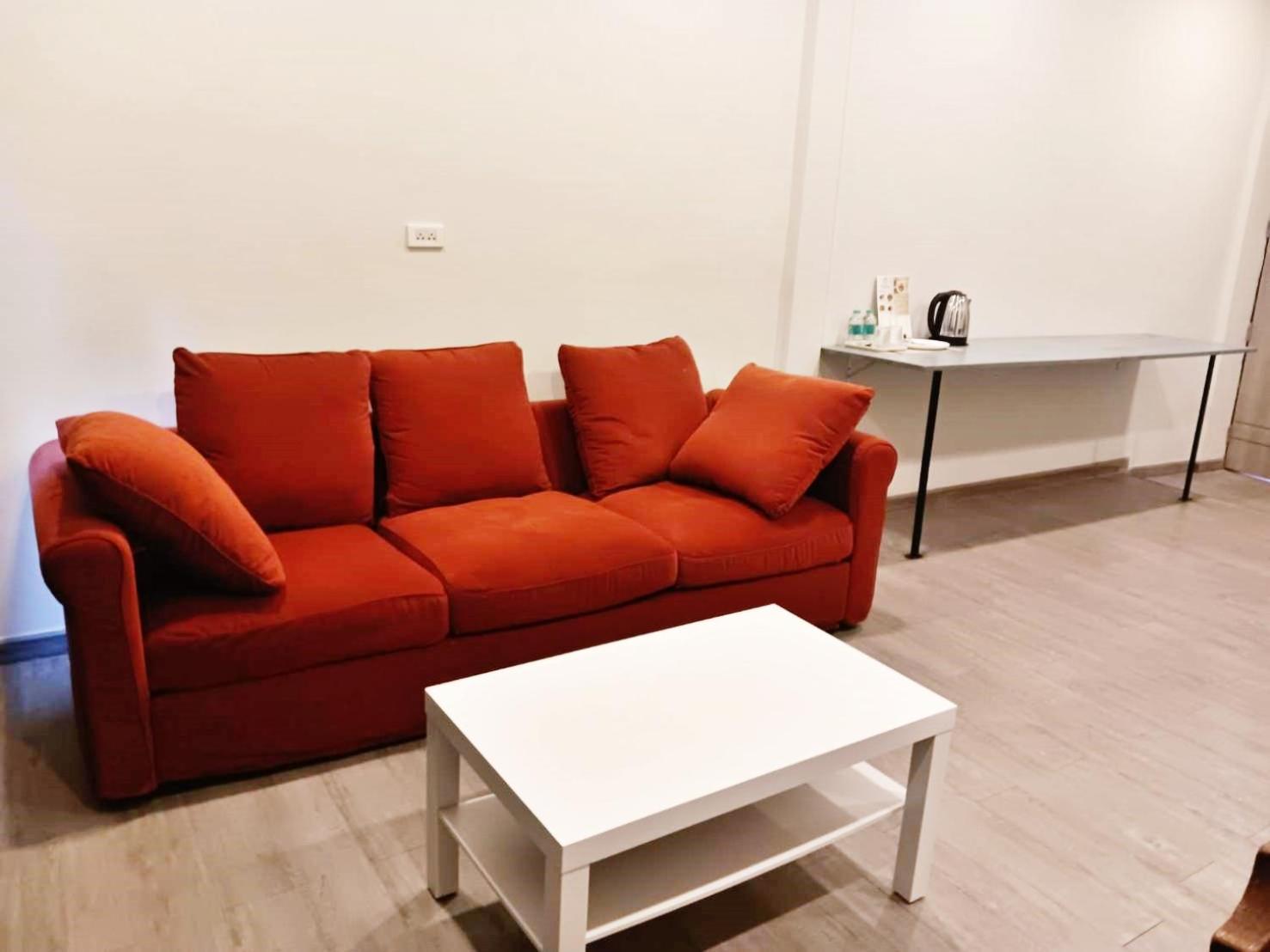 Hidden Dragon V Yaowarat Road Apartment Bangkok Exterior photo