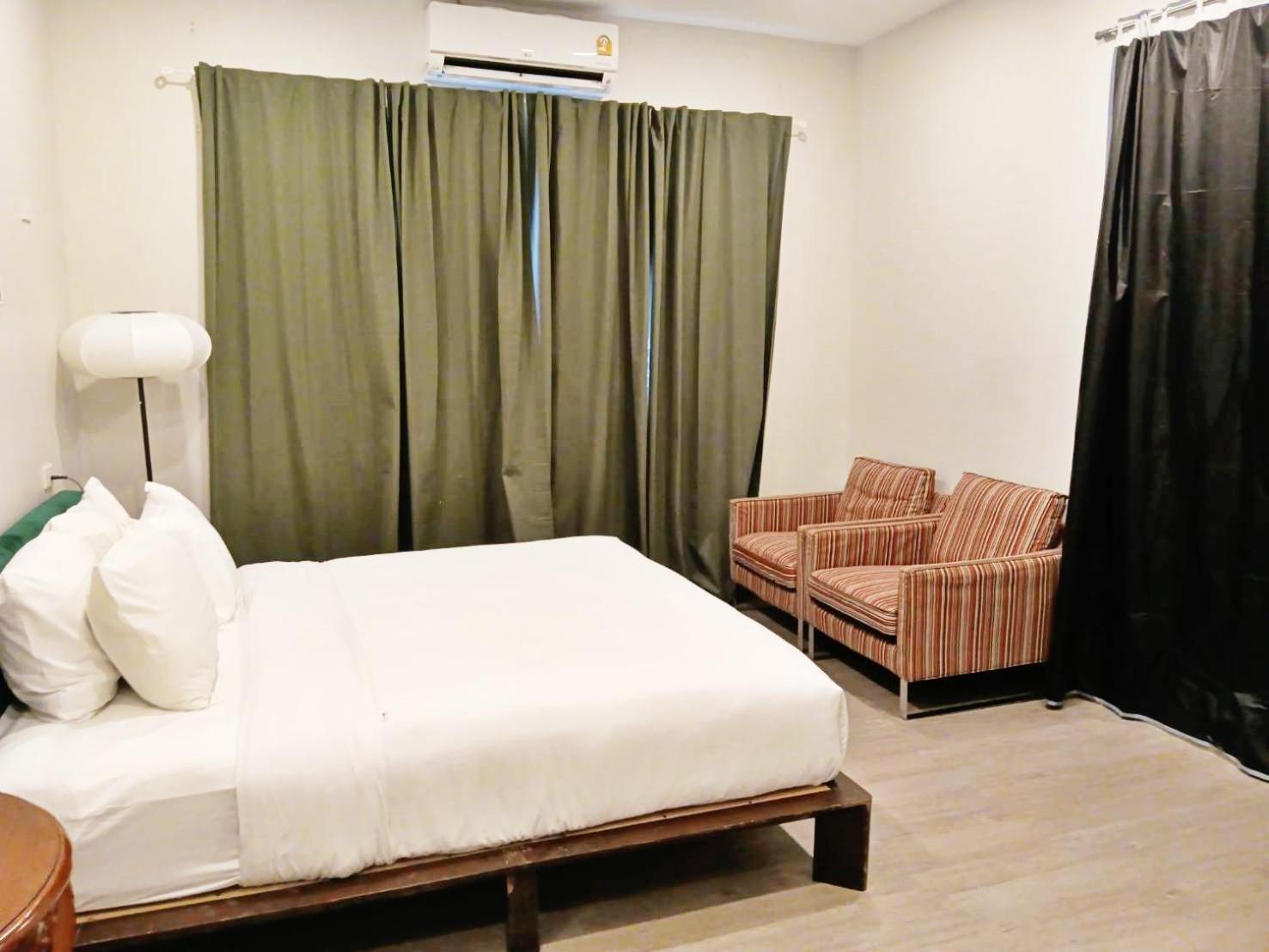 Hidden Dragon V Yaowarat Road Apartment Bangkok Exterior photo