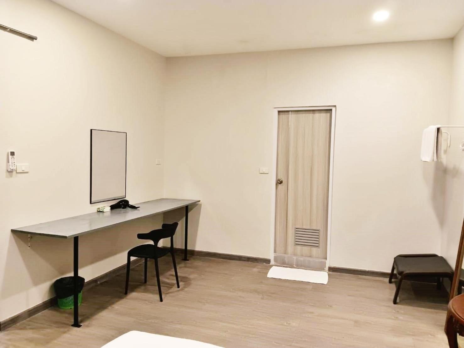 Hidden Dragon V Yaowarat Road Apartment Bangkok Exterior photo